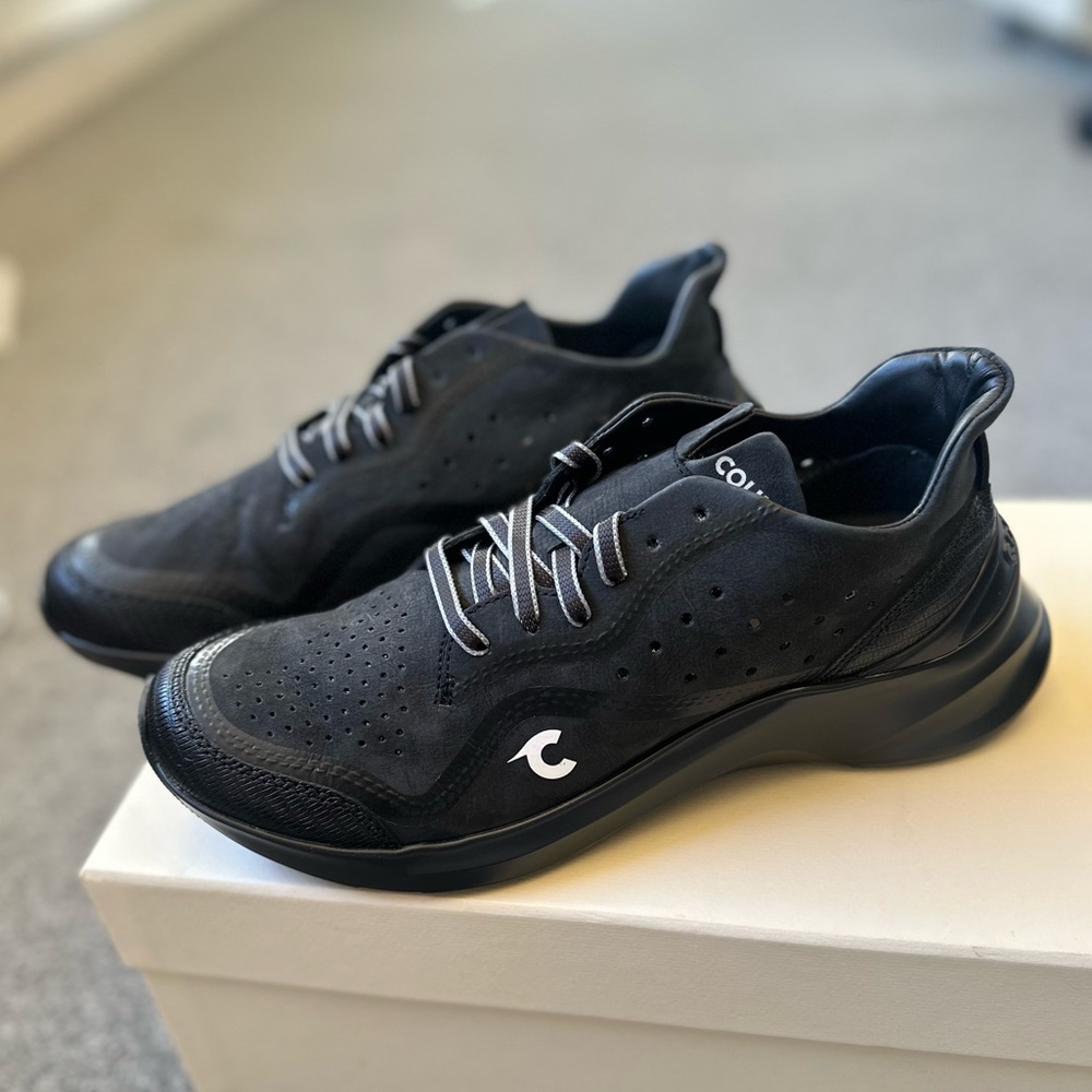 NWT Courser Uno Sneakers 7.5